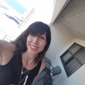 Meet your Posher, Monica